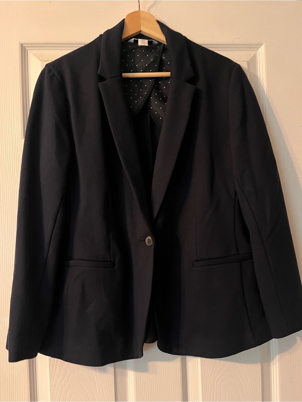 Women's Navy Single-Button Blazer - Classic Tailored Jacket